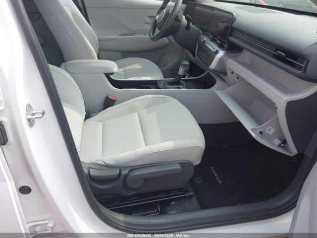 2024 HYUNDAI KONA KM8HBCAB0RU057721 Photo 4