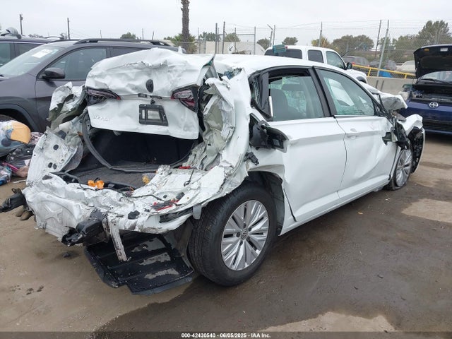 3VWCB7BU8KM174007 Volkswagen 1.4 tsi
