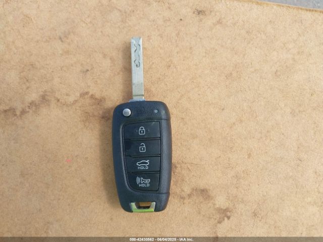 KMHLL4DG0RU639967 Hyundai ELANTRA SE