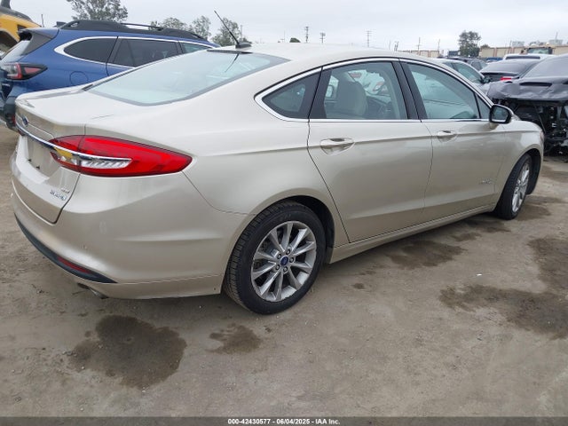 Ford 2.0l 4v atk hev 2017 3FA6P0LU4HR247589 Image 4