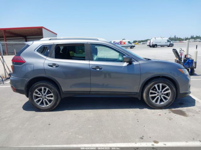 5N1AT2MTXJC841377 Nissan 2018