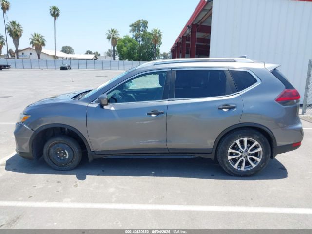 5N1AT2MTXJC841377 Nissan 2018