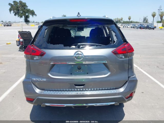 5N1AT2MTXJC841377 Nissan 2018