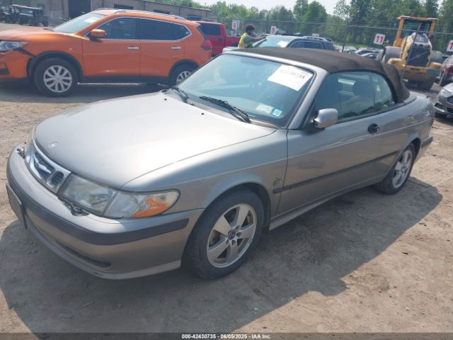 2002 SAAB 9-3 YS3DF78K327000639 Photo 1
