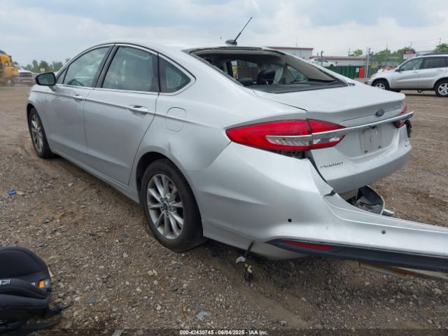 2017 FORD FUSION 3FA6P0HD4HR272761 Photo 2