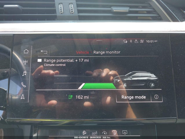 Audi E-Tron 2019 WA1VABGE7KB023213 Image 18