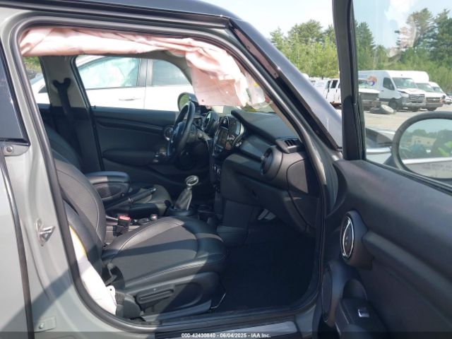 2018 MINI HARDTOP WMWXU1C57J2F80336 Photo 4