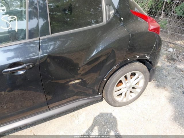 JN8AF5MV2ET355381 Nissan Juke Sv