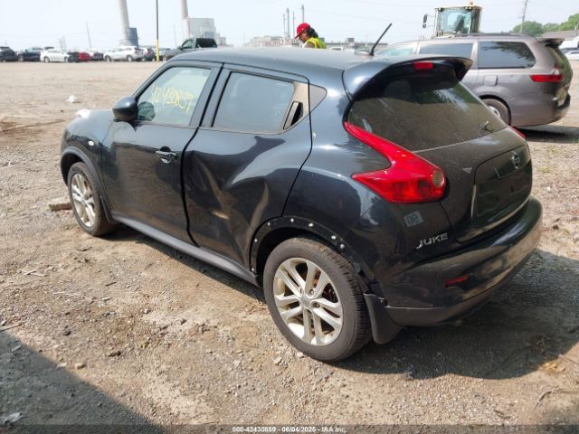 JN8AF5MV2ET355381 Nissan Juke Sv