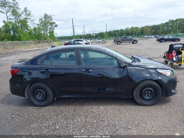 3KPA24AB2KE231482 KIA RIO LX