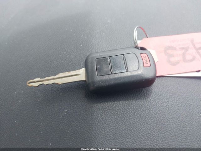 JA4AP3AU7GZ063230 Mitsubishi Outlander Sport 2.0 Es