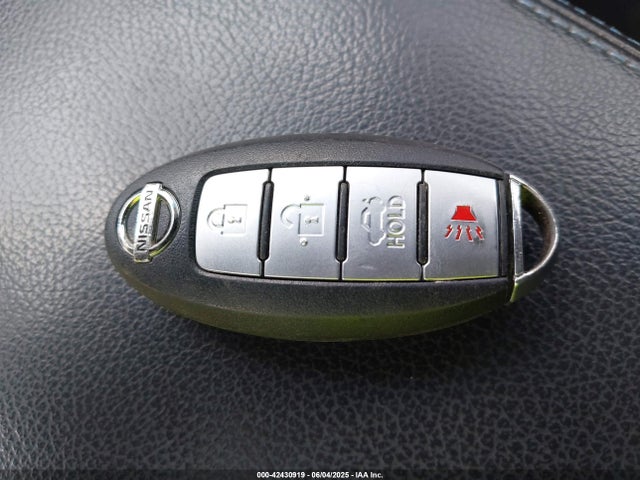 1N4AL3AP8HC250708 Nissan 2017