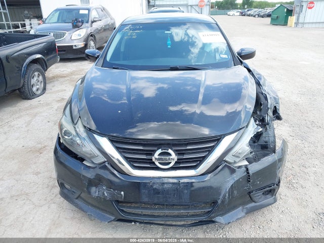 1N4AL3AP8HC250708 Nissan 2017