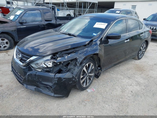 1N4AL3AP8HC250708 Nissan 2017