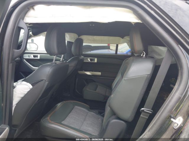2023 FORD EXPLORER 1FMSK8JH9PGB48120 Photo 7