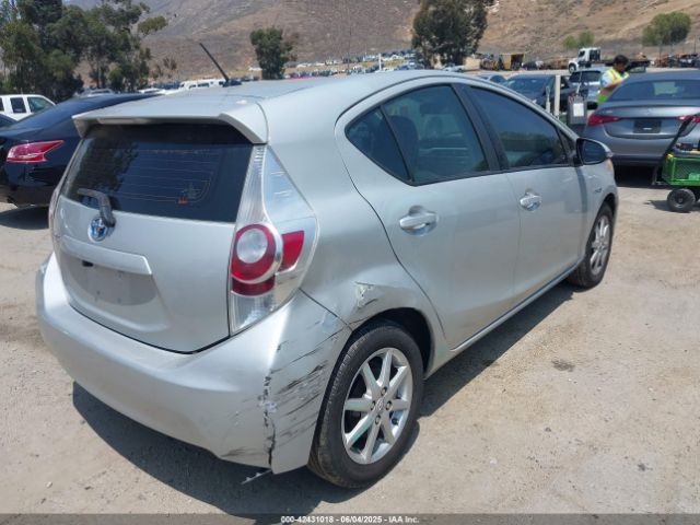 2012 TOYOTA PRIUS C JTDKDTB32C1527803 Photo 3