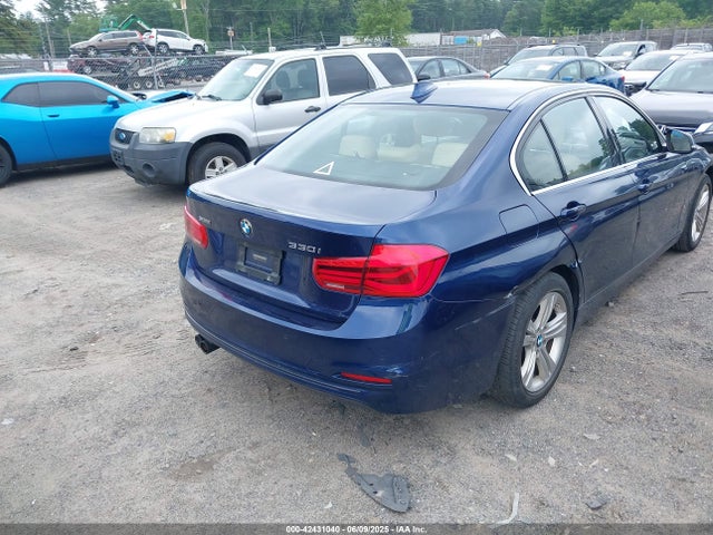 BMW 330I 2017 WBA8D9G58HNU59656 Image 4