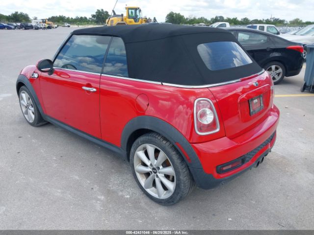 2014 MINI CONVERTIBLE WMWZP3C56ET707702 Photo 2