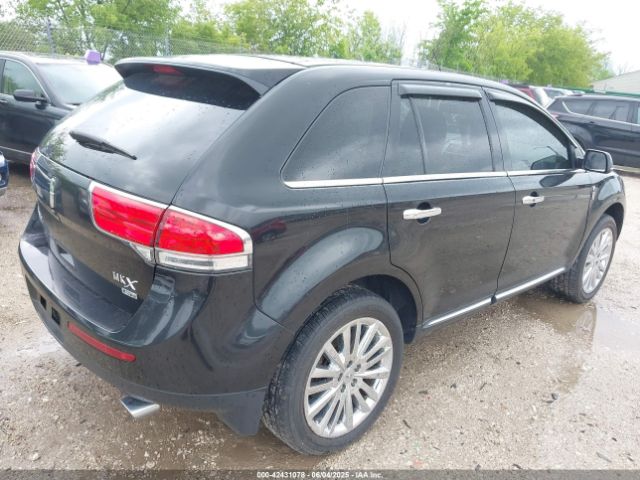 2LMDJ8JK9EBL05175 Lincoln MKX