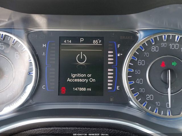 1C3CCCAB3GN139885 Chrysler 200