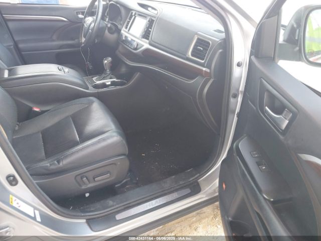 2016 TOYOTA HIGHLANDER 5TDYKRFH5GS162034 Photo 4