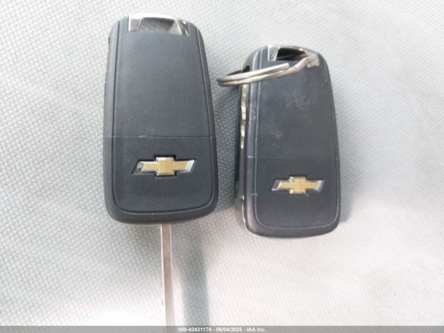 3GNCJPSB0HL140086 Chevrolet Trax Lt