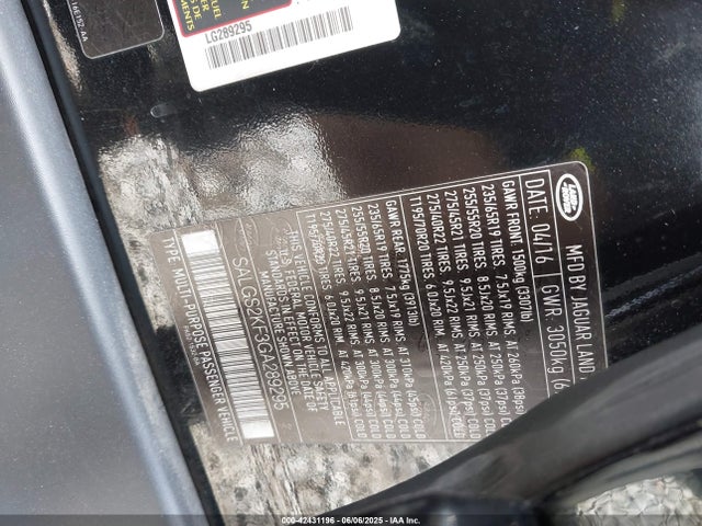 Land Rover td6 lev3 lev160 2016 SALGS2KF3GA289295 Image 9