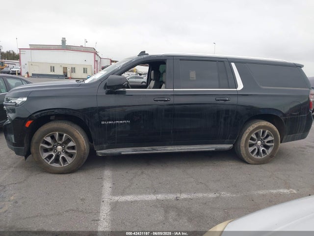 Chevrolet Suburban 2wd Lt 2021 1GNSCCKD8MR146950 Image 13