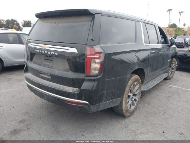 2021 CHEVROLET SUBURBAN 1GNSCCKD8MR146950 Photo 3