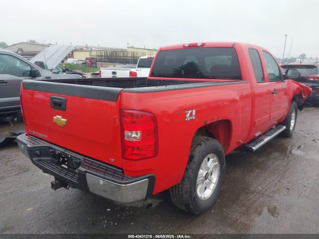 2013 CHEVROLET SILVERADO 1500 1GCRKSE70DZ308127 Photo 3