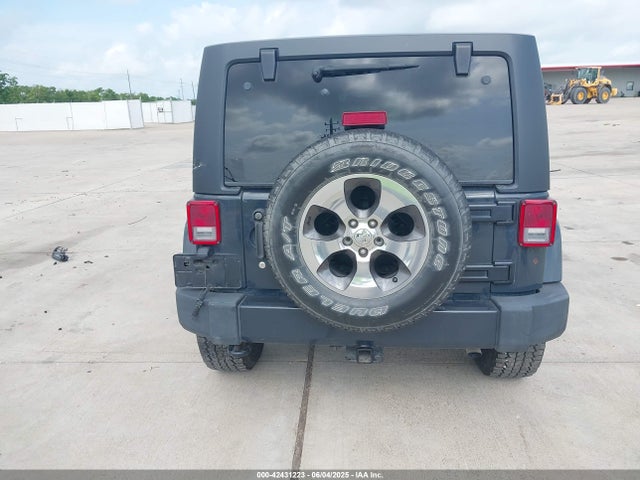 1C4BJWEG3HL564251 Jeep 2017