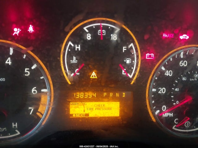 1N6BA0ED1FN502929 Nissan Titan Sl