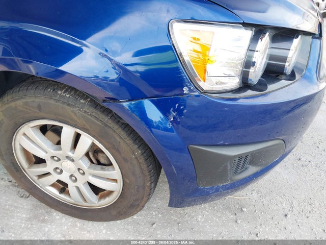 1G1JC5SH2E4176844 Chevrolet Sonic Lt Auto
