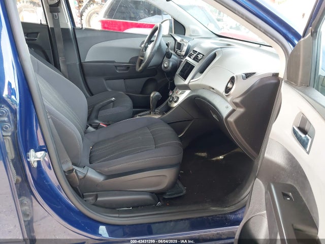 1G1JC5SH2E4176844 Chevrolet Sonic Lt Auto