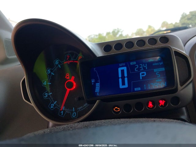 1G1JC5SH2E4176844 Chevrolet Sonic Lt Auto