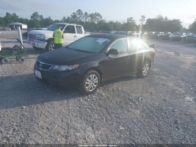 2013 KIA FORTE KNAFU4A22D5704308 Photo 1