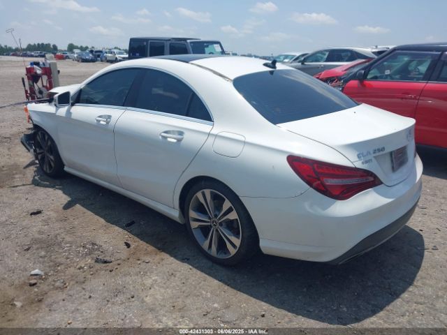 2018 MERCEDES-BENZ CLA 250 WDDSJ4GB8JN665517 Photo 2