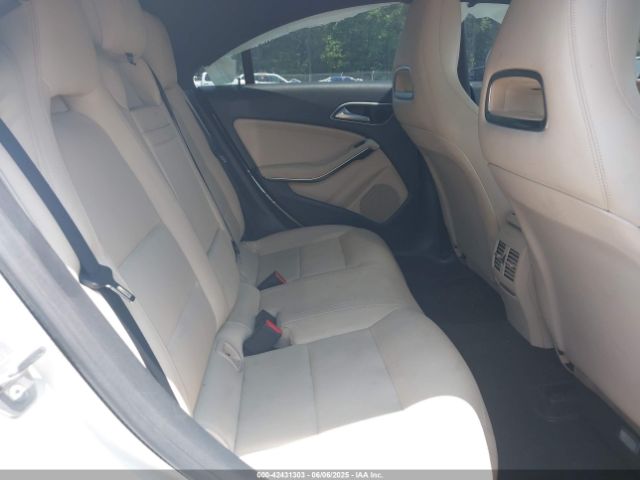 2018 MERCEDES-BENZ CLA 250 WDDSJ4GB8JN665517 Photo 7