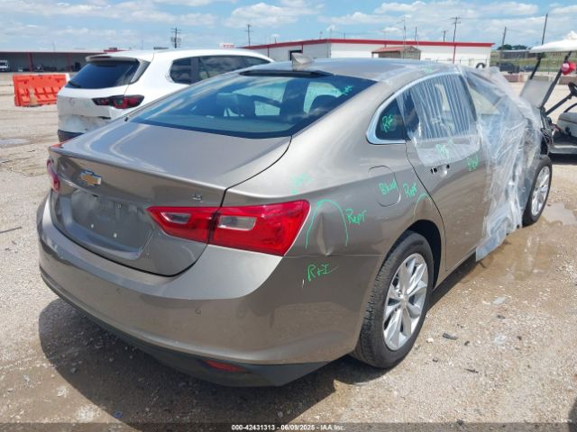 1G1ZD5ST9SF123305 Chevrolet Malibu Fwd 1lt