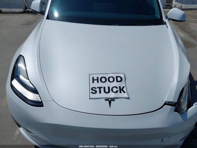 2022 TESLA MODEL Y 7SAYGDEE4NF379493 Photo 9