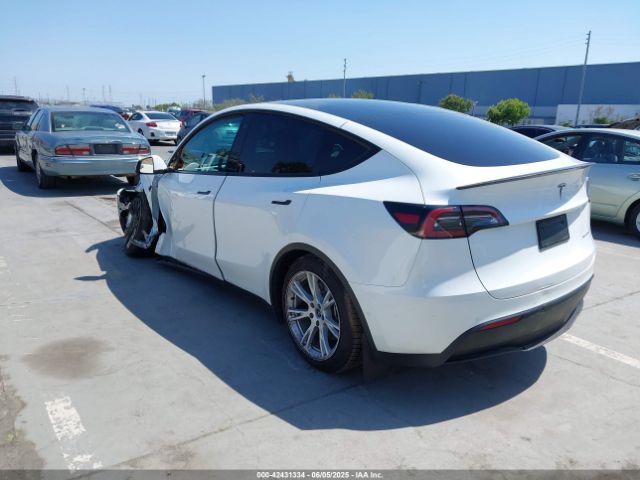 2022 TESLA MODEL Y 7SAYGDEE4NF379493 Photo 2