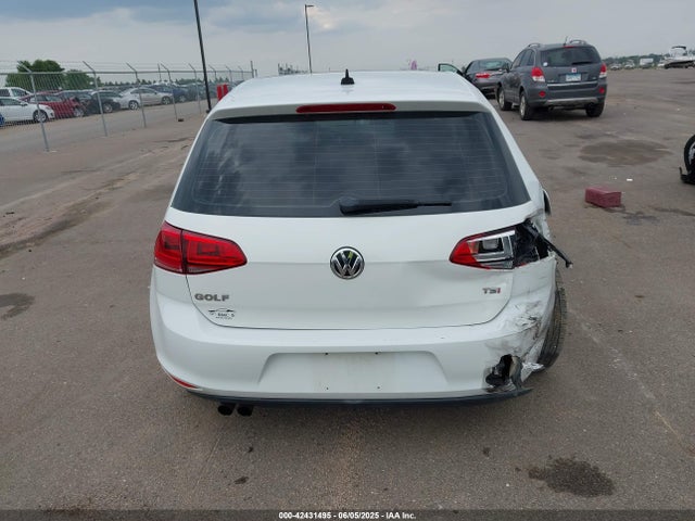 3VW217AU8FM049479 Volkswagen 2015