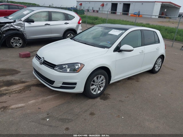 3VW217AU8FM049479 Volkswagen 2015
