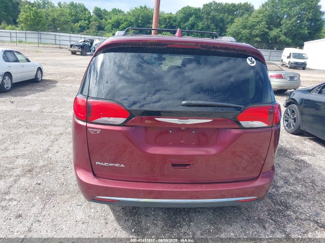 2C4RC1BG2JR120842 Chrysler Pacifica Touring L