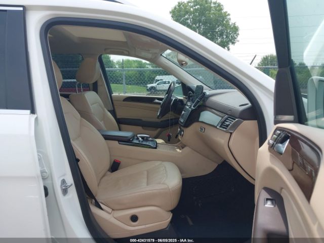2018 MERCEDES-BENZ GLS 450 4JGDF6EE2JB023644 Photo 4
