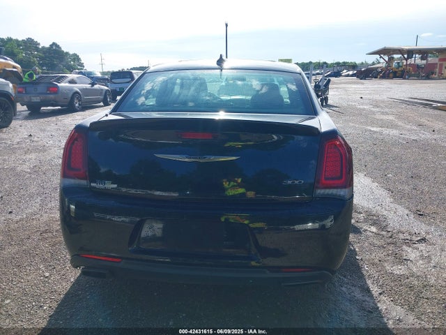 2C3CCABG9HH661686 Chrysler 2017