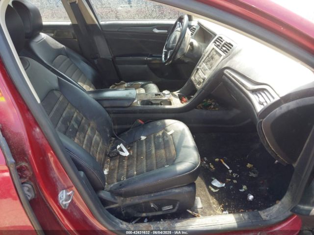 3FA6P0HD2JR228747 Ford FUSION SE