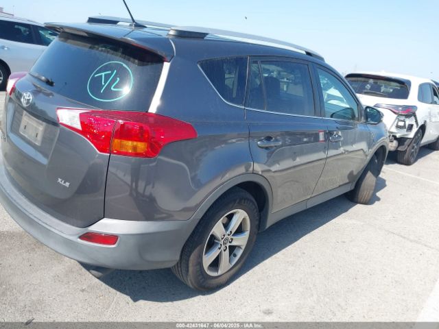 2T3WFREV1FW173323 Toyota Rav4 Xle