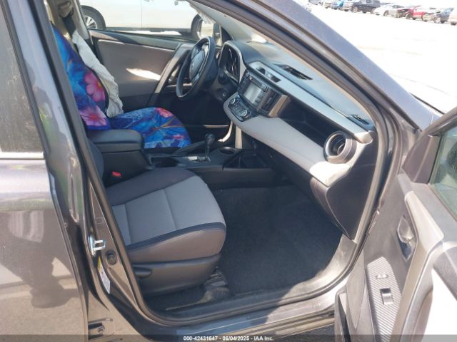 2T3WFREV1FW173323 Toyota Rav4 Xle
