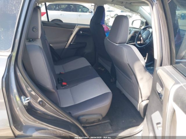 2T3WFREV1FW173323 Toyota Rav4 Xle